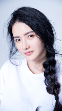 “最美甄宓”张芷溪