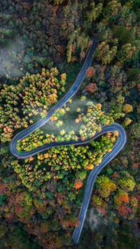 How to drive on mountain roads
