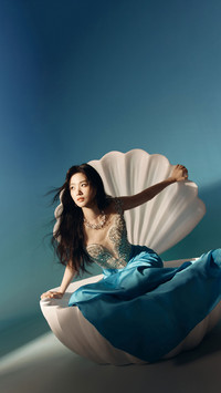 在爱里长大的卢昱晓
