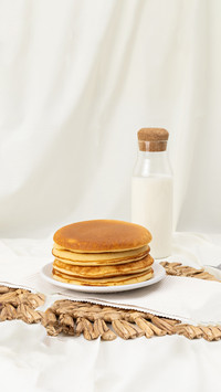 Plate of pancakes without toppings