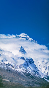 Plateau mountains