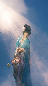 张雅钦神女爱世人