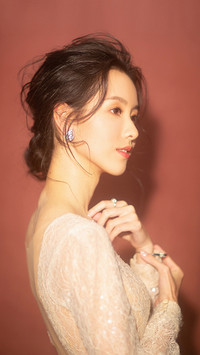 陈都灵