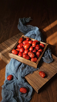 Pay attention to the four types of people red dates