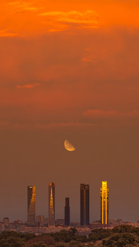 The wealth of the moons fall
