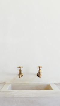 Bathroom sink