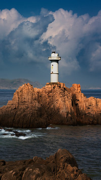 Night view of the Dōfuku-jima Lighthouse