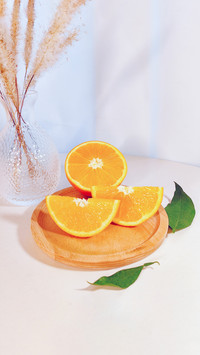 Orange cleverly cuts without dirtying hands