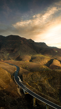 The highway of the mountains