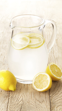 Homemade organic lemonade