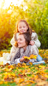 The characteristics of small pay attention to the children