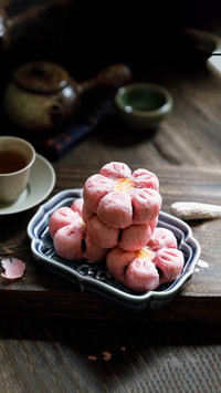 Peach blossom crispy to the point of dropping residue
