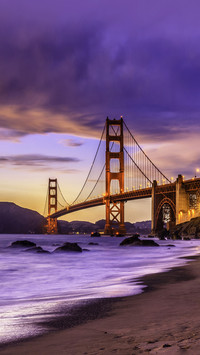 The Golden Gate Bridge at dusk