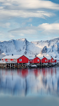 Wonderful winter view on snowcapped mountains