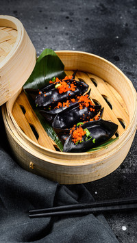 Fresh and tender Spanish mackerel stuffed dumplings 18