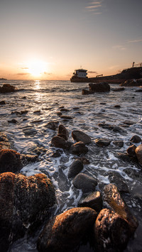 Dalian Shipwreck Bay