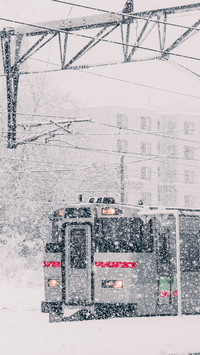 Snowy train at Ozurume Station