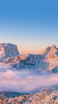 Sunrise and Sea of Clouds in Jinkou Grand Canyon