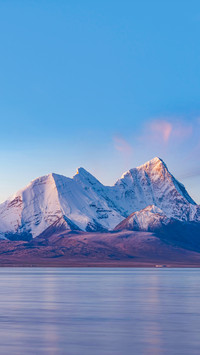 Lakes and snow mountains in the morning