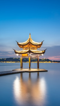 春不晚真江南-拍信图库