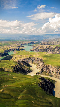 Travelers dream land