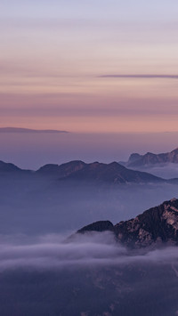 山峦间