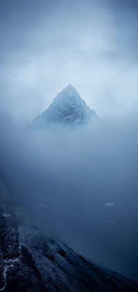云山雾绕