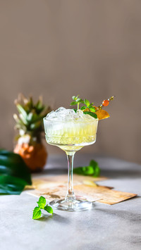 Cold Freshly Squeezed Pineapple Juice with Crushed Ice