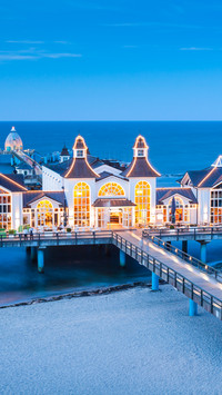 Sellin pier at dusk