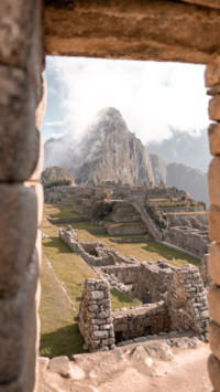 Travel The World B2