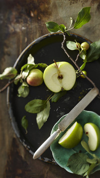 Apple so to eat the