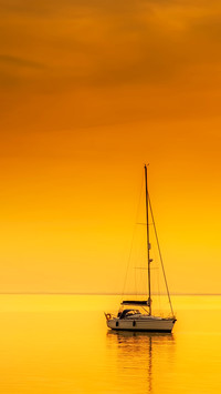 Windless sea surface