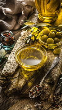 Spain cannot live without olive oil