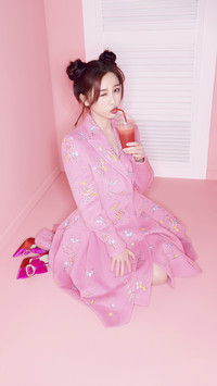 虞书欣 粉俏皮粉健康
