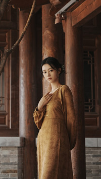 女人请“自爱”