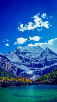 Plateau mountains