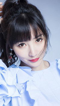 柳岩 风采不减