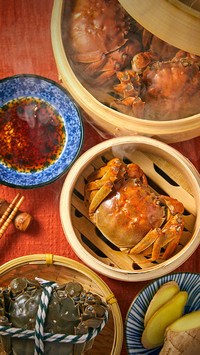 Eating crabs 3
