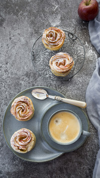 Apple pie is 79 roses