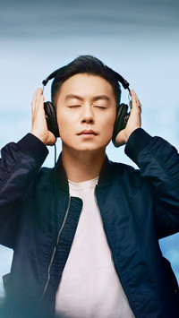 朱亚文 掌舵人生
