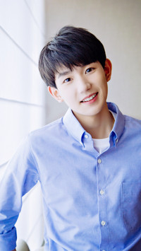 花美男小王子王源