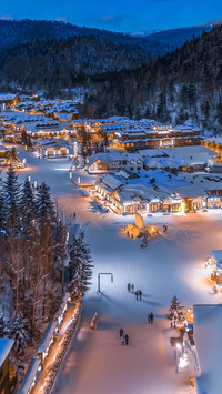 Fairy tale paradise in the world of ice and snow