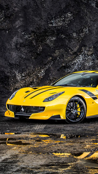 法拉利F12 tdf