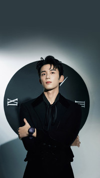吴磊从小帅到大