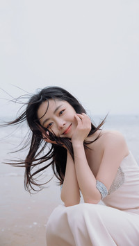 女星海边大片