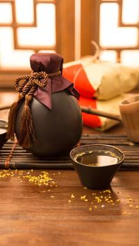 Making sweet scented osmanthus wine 14