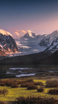 The renlongba glacier at sunset