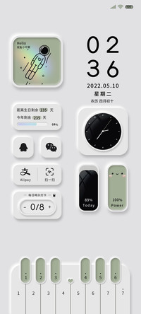 太空人钢琴拟态