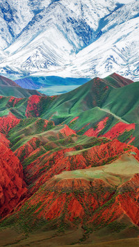 Differences between Yadan landform and Danxia landform 8
