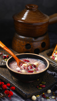 What are the customs of xiaohan